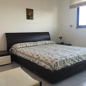 Attico Fronte Mare Apartment